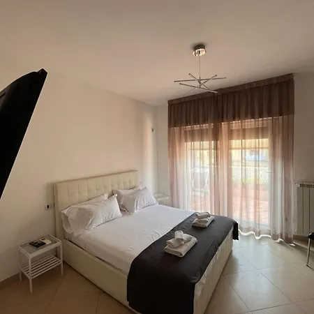 Venere Penthouse Babylon * Nápoles
